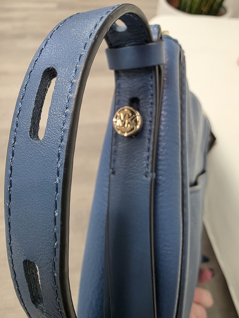 Michael Kors Set - Picture 7 of 9